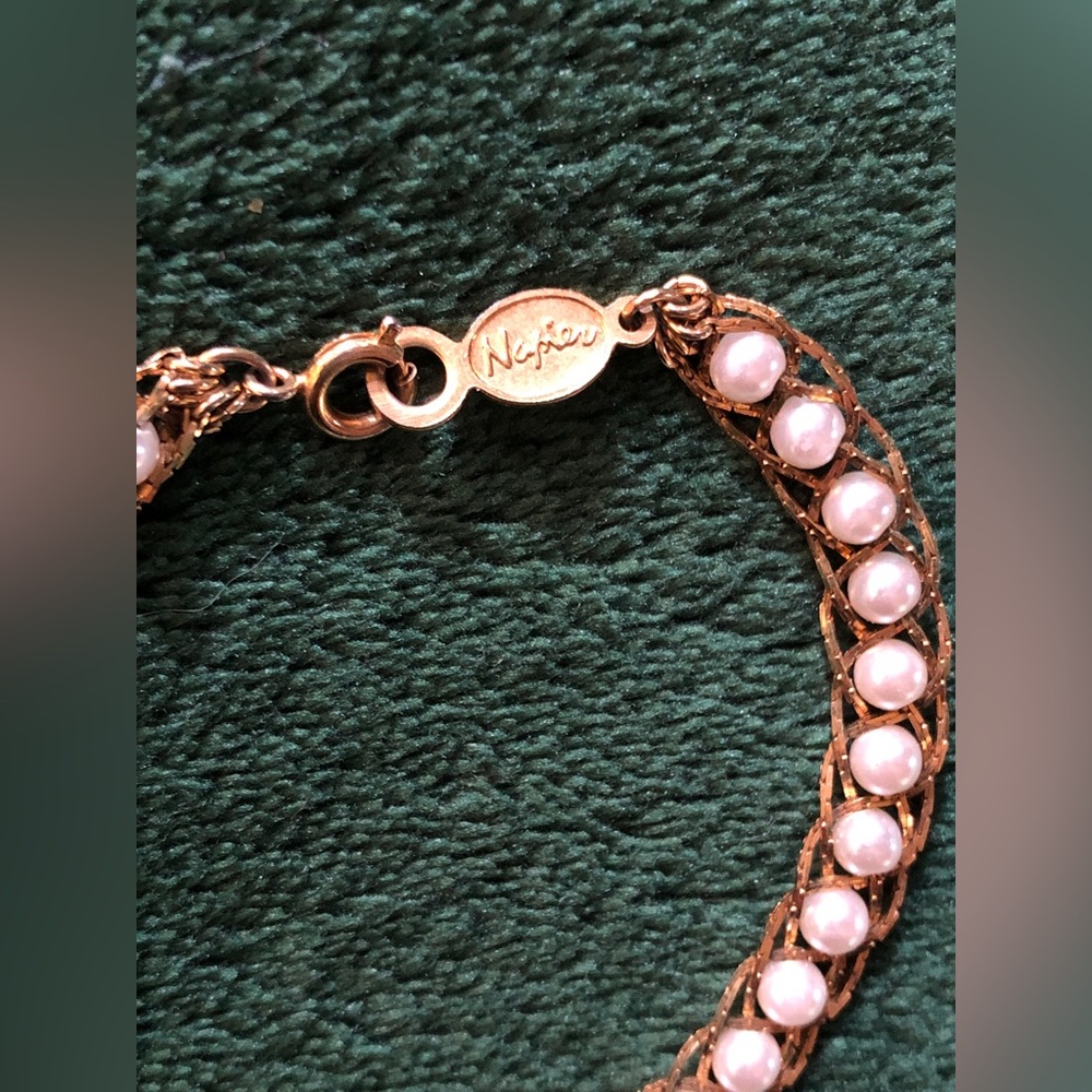 Vintage Napier Faux Pearl Necklace and Bracelet w/Intertwined Chains - Picture 5 of 13